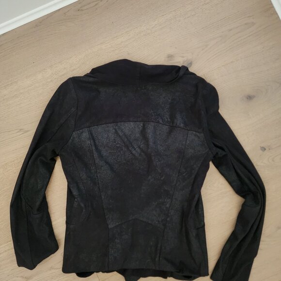 Women's Zara black faux suede drapey jacket - Picture 11 of 11